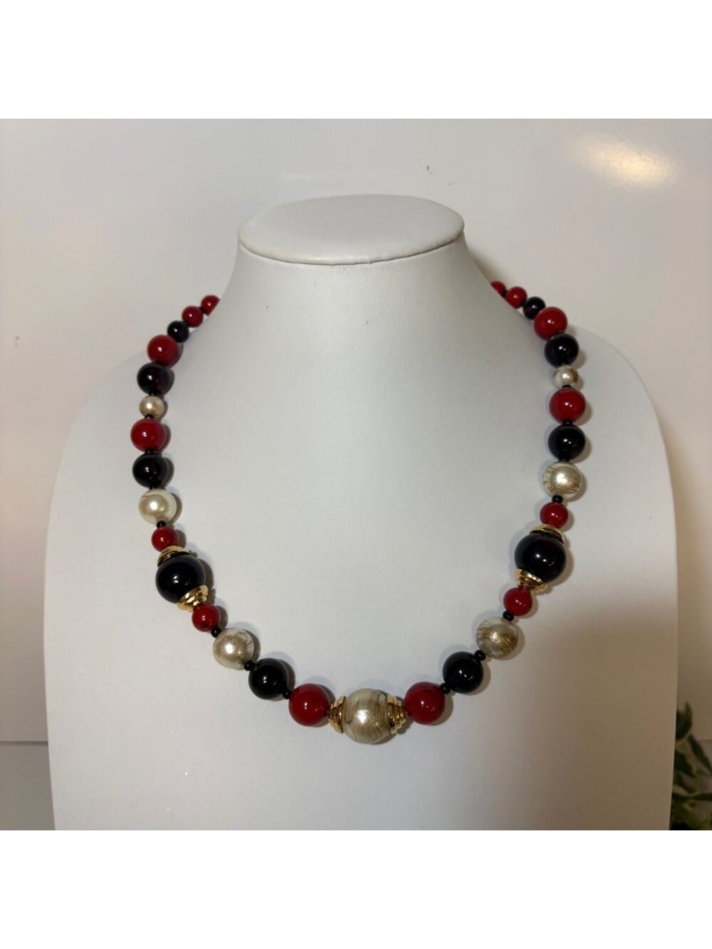 Red Black Faux Pearl Gold Beaded Necklace 24 inch Statement Chunky Vintage